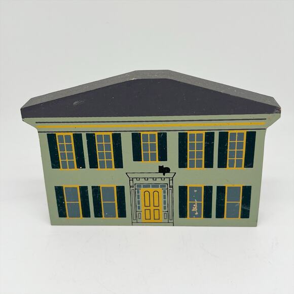 Vintage 1992 The Cat's Meow Village Grand Haven Series X Wooden Shelf Sitter - Picture 1 of 7